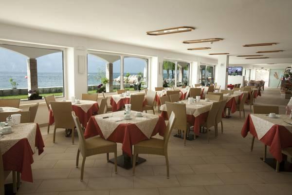 Hotel Garnì Vela d'oro Brenzone sul Garda Esterno foto