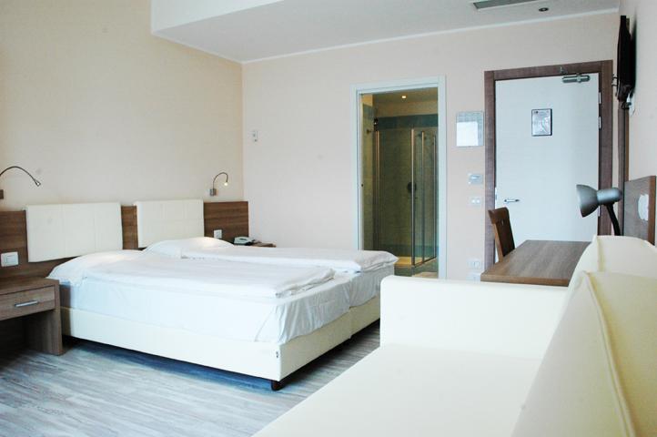 Hotel Garnì Vela d'oro Brenzone sul Garda Esterno foto